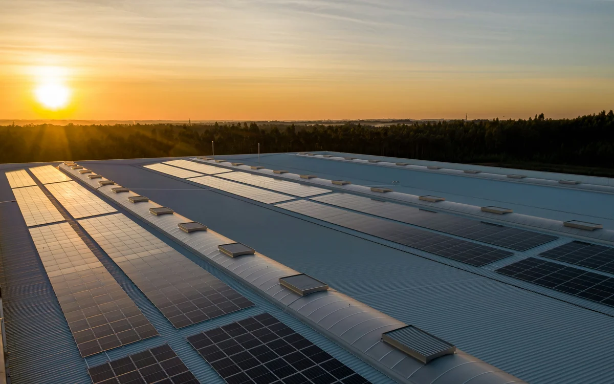 Instalación fotovoltaica industrial — Ecotecnia Solar